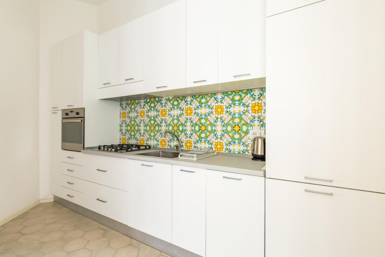 Nova Stylish House In Center By Napoliapartments 외부 사진