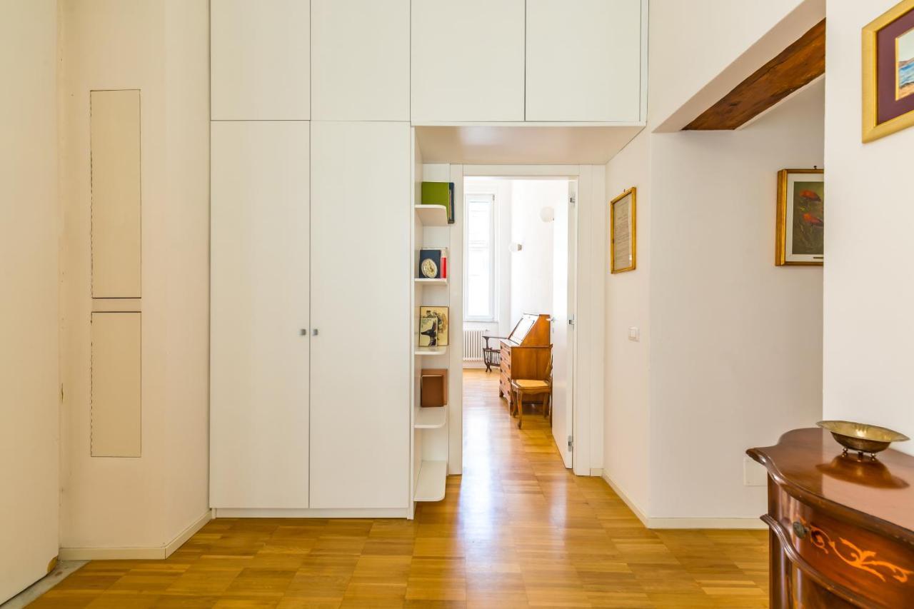 Nova Stylish House In Center By Napoliapartments 외부 사진